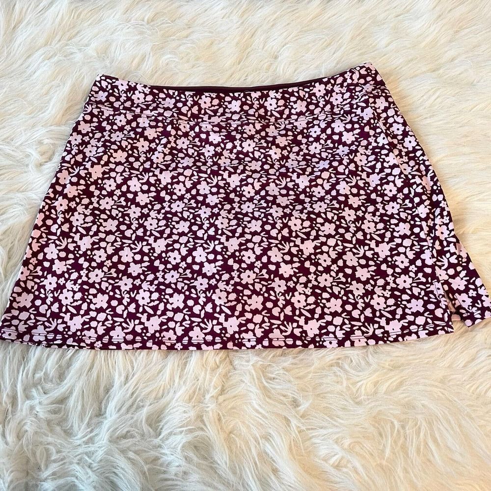 EUC Tranquility by Colorado Clothing Pink Floral Tennis Skort on Plum Background